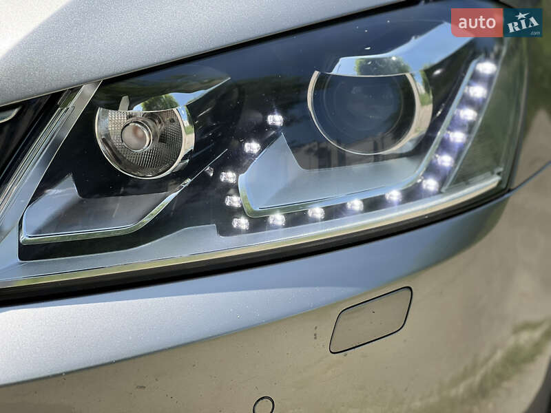 Універсал Volkswagen Passat 2011 в Калуші