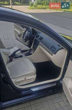 Седан Volkswagen Passat 2017 в 