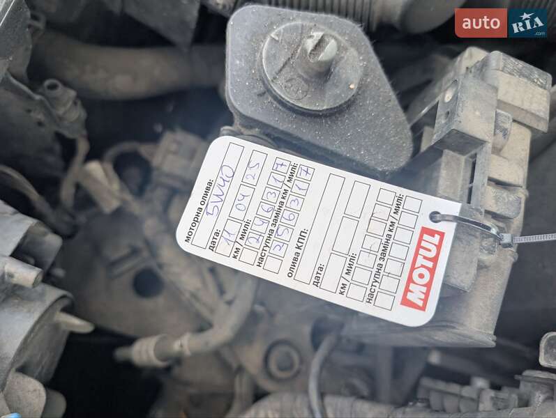 Седан Volkswagen Passat 2011 в Киеве