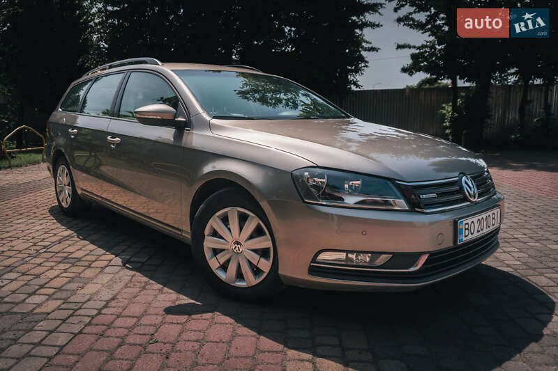 Volkswagen Passat 2011