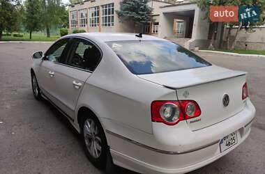 Седан Volkswagen Passat 2008 в 