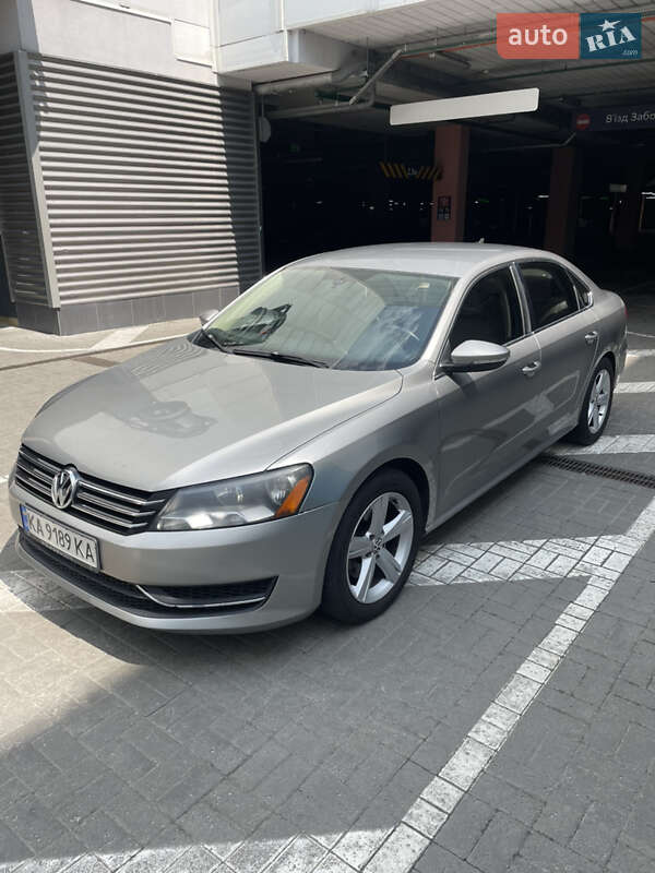 Volkswagen Passat 2012