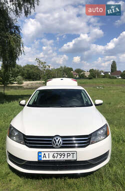 Седан Volkswagen Passat 2012 в 
