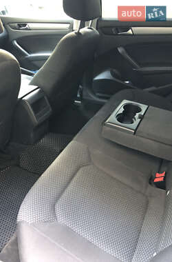 Седан Volkswagen Passat 2012 в 
