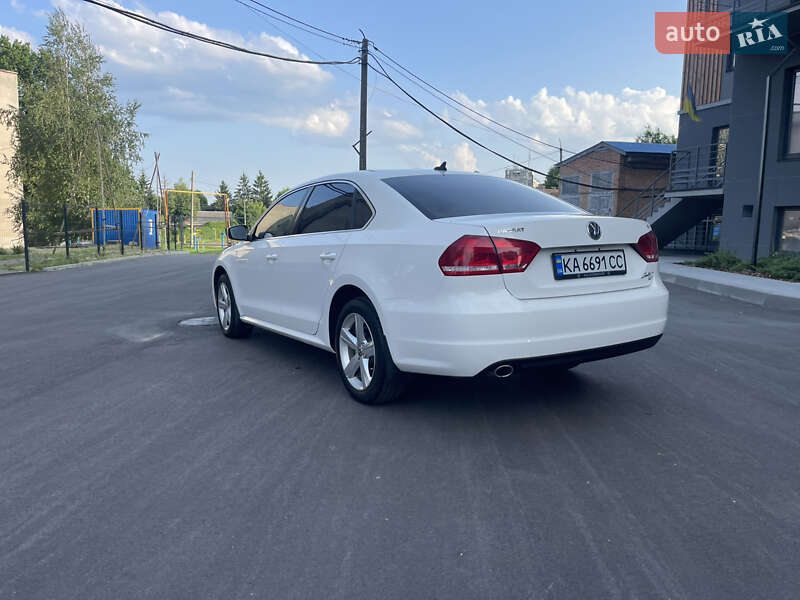 Седан Volkswagen Passat 2013 в Фастові