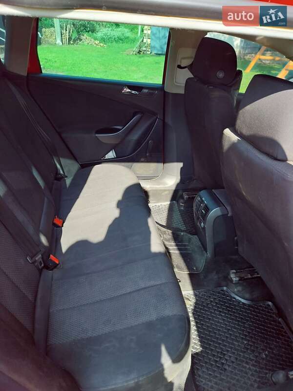 Универсал Volkswagen Passat 2006 в Косове