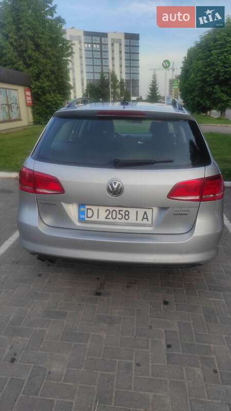 Универсал Volkswagen Passat 2012 в Луцке