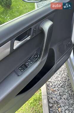 Універсал Volkswagen Passat 2012 в 