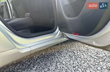 Універсал Volkswagen Passat 2012 в 