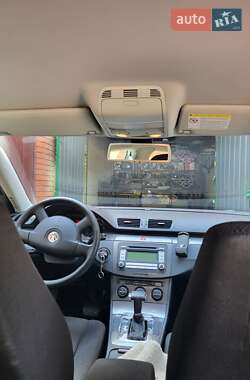 Седан Volkswagen Passat 2008 в 