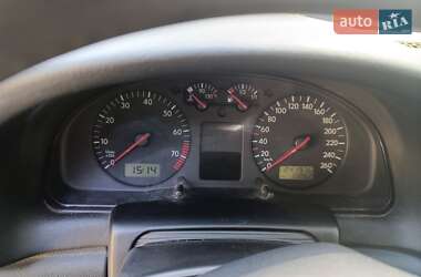 Универсал Volkswagen Passat 2000 в 