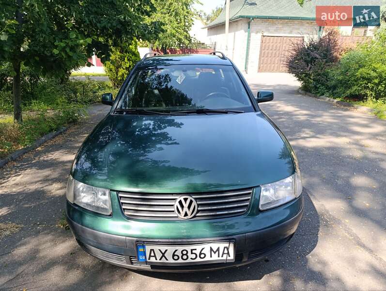 Универсал Volkswagen Passat 2000 в 