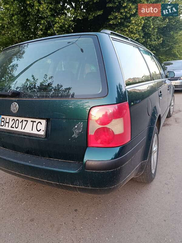 Универсал Volkswagen Passat 2001 в Одессе