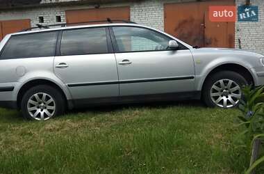 Універсал Volkswagen Passat 1999 в 