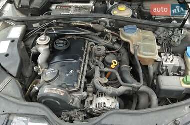 Універсал Volkswagen Passat 1999 в 