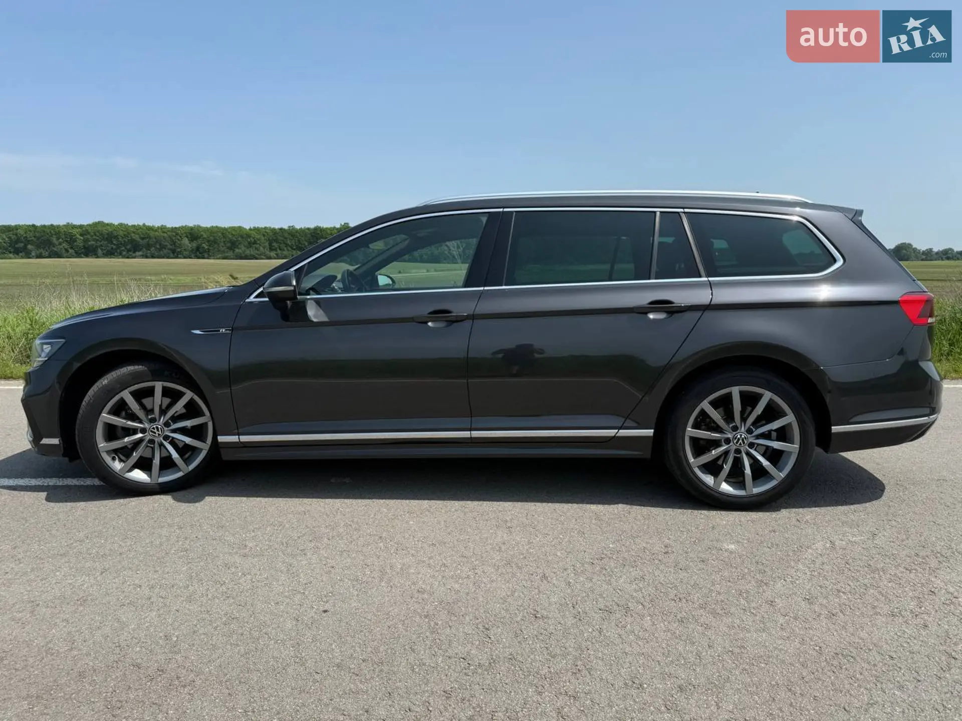 2021 Volkswagen Passat - мініатюра 8