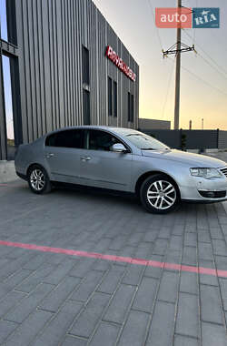 Седан Volkswagen Passat 2008 в 