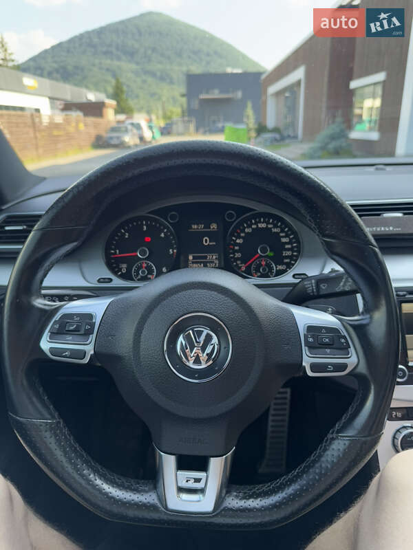 Универсал Volkswagen Passat 2013 в Тячеве