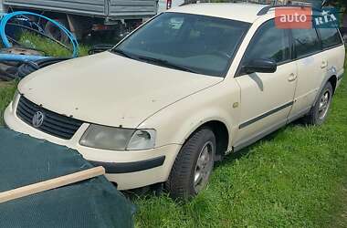 Универсал Volkswagen Passat 1999 в Барышевке