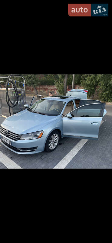 Volkswagen Passat 2012