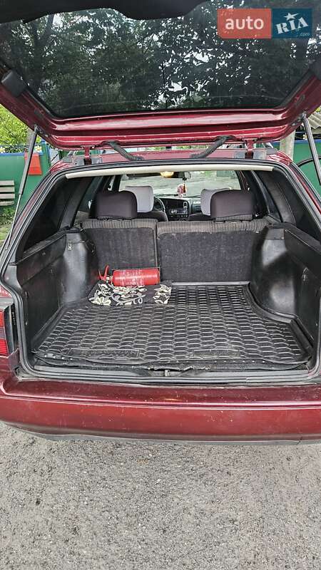 Универсал Volkswagen Passat 1993 в Виннице