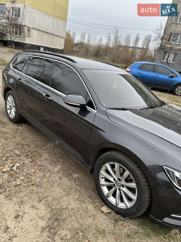 Универсал Volkswagen Passat 2017 в Павлограде