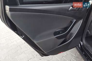 Универсал Volkswagen Passat 2010 в 