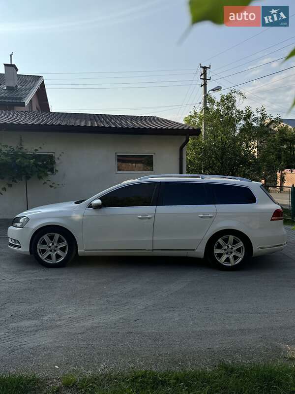 Универсал Volkswagen Passat 2012 в Львове