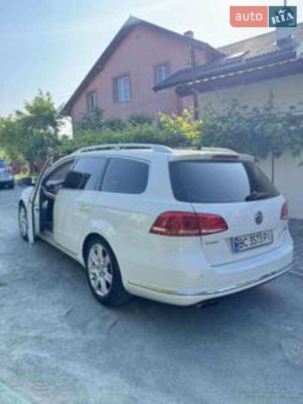 Универсал Volkswagen Passat 2012 в Львове