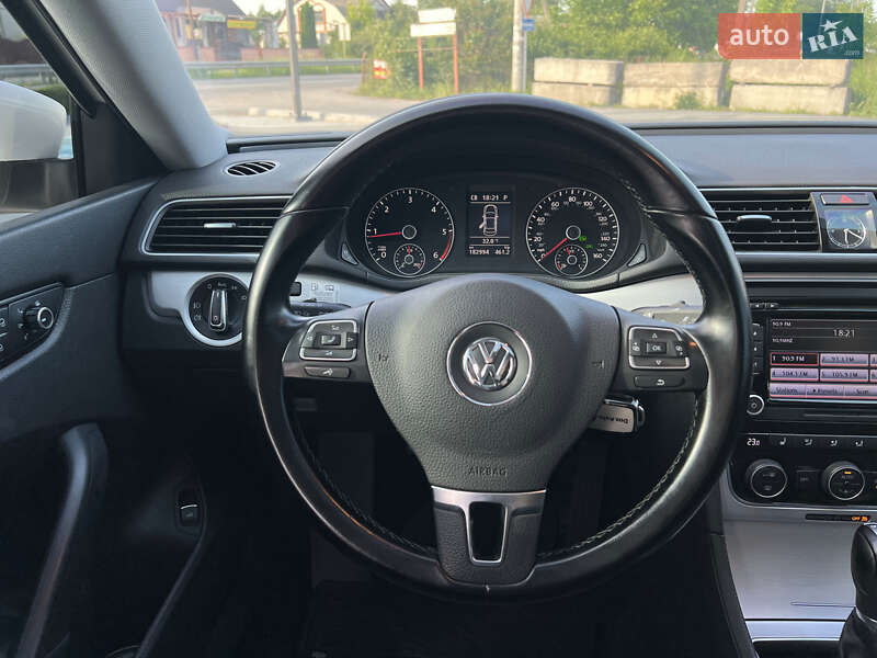 Седан Volkswagen Passat 2013 в Вінниці