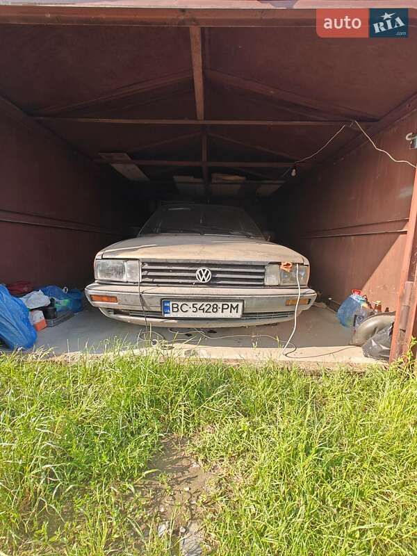 Універсал Volkswagen Passat 1986 в Львові