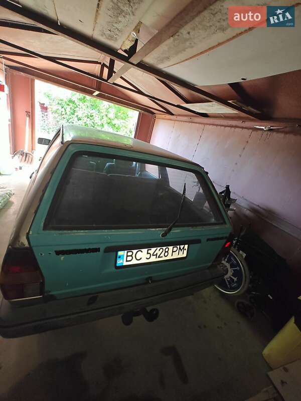 Універсал Volkswagen Passat 1986 в Львові