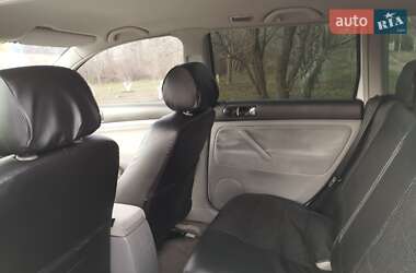Универсал Volkswagen Passat 2003 в Кривом Роге