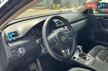 Универсал Volkswagen Passat 2011 в 