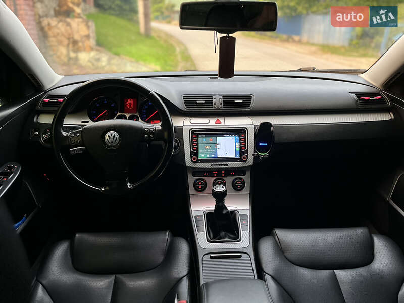 Седан Volkswagen Passat 2006 в Ярмолинцях