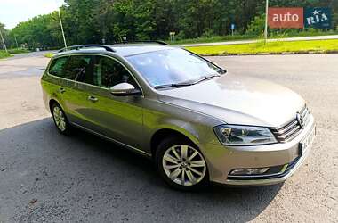 Універсал Volkswagen Passat 2013 в Рожище
