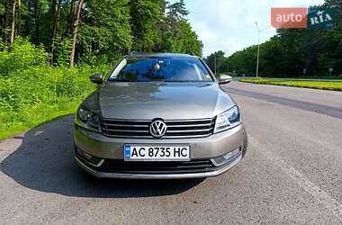 Універсал Volkswagen Passat 2013 в Рожище