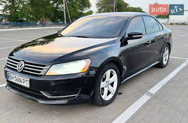 Седан Volkswagen Passat 2013 в Одессе