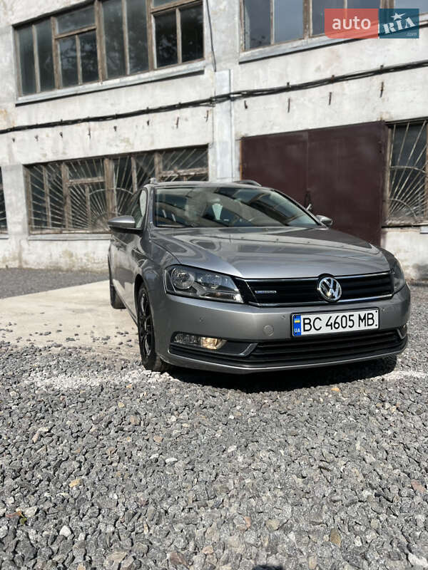Универсал Volkswagen Passat 2014 в Львове