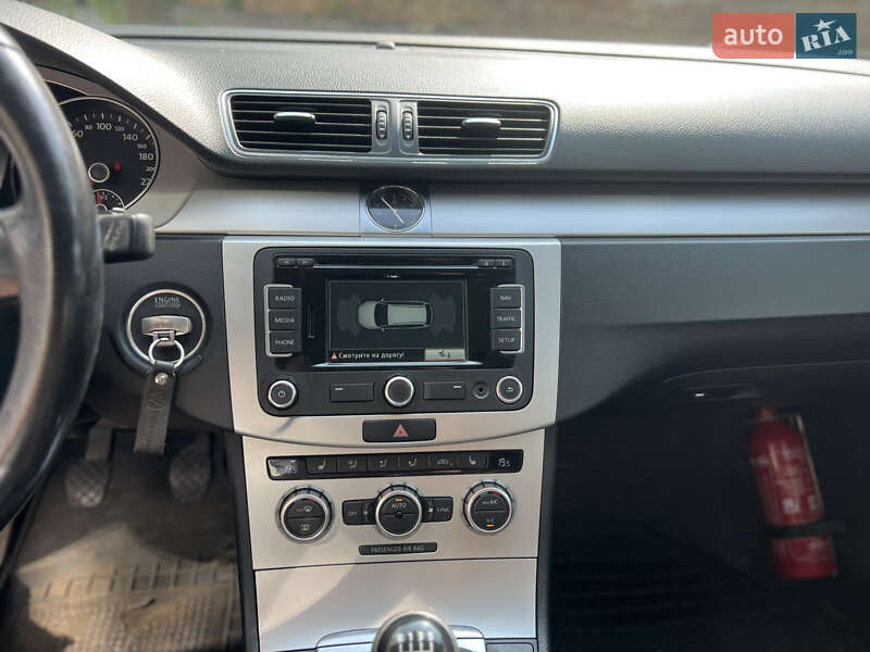 Универсал Volkswagen Passat 2014 в Львове