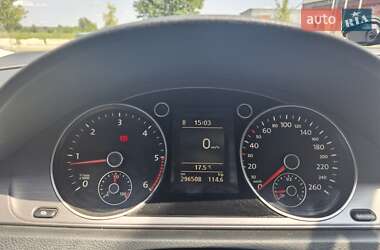 Універсал Volkswagen Passat 2012 в 