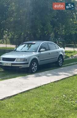 Седан Volkswagen Passat 2000 в Дрогобыче