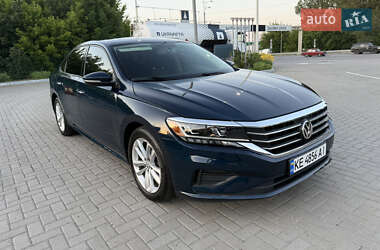 Седан Volkswagen Passat 2020 в Дніпрі