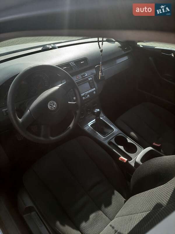 Универсал Volkswagen Passat 2007 в Дрогобыче