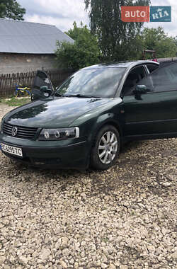 Седан Volkswagen Passat 1999 в Тернополе