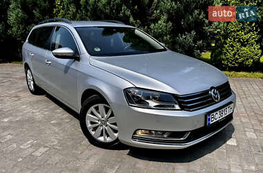 Універсал Volkswagen Passat 2011 в Самборі