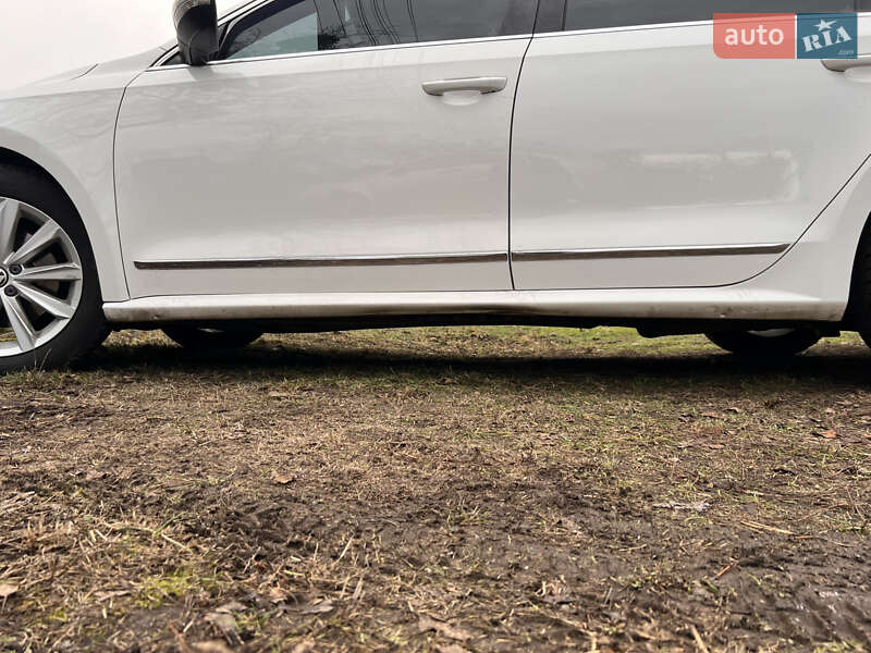 Седан Volkswagen Passat 2012 в Белой Церкви