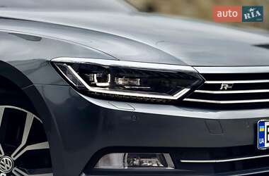 Седан Volkswagen Passat 2015 в 