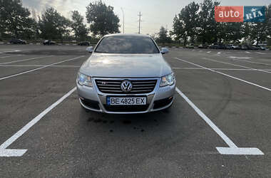 Седан Volkswagen Passat 2006 в Николаеве