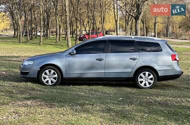 Универсал Volkswagen Passat 2009 в 